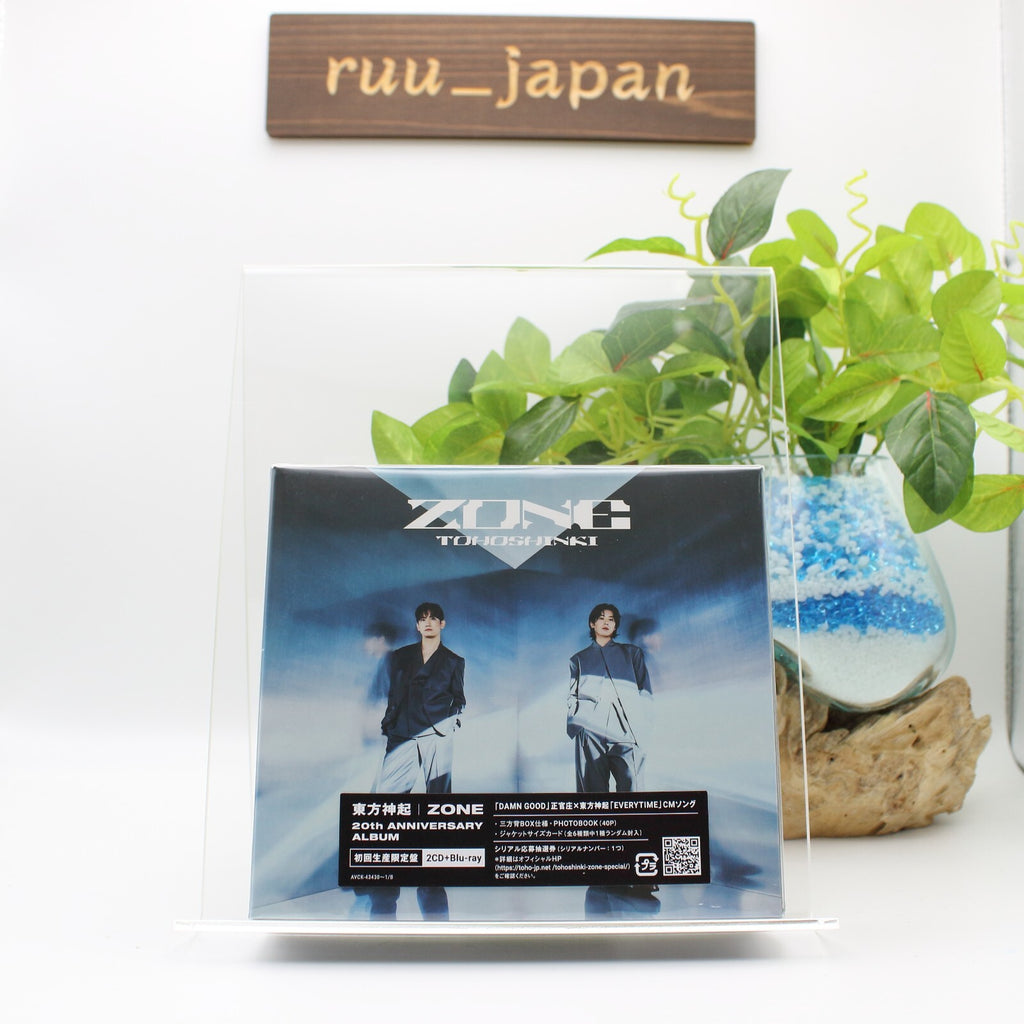 New TVXQ Tohoshinki ZONE First Limited Edition 2 CD Blu-ray Card Japan