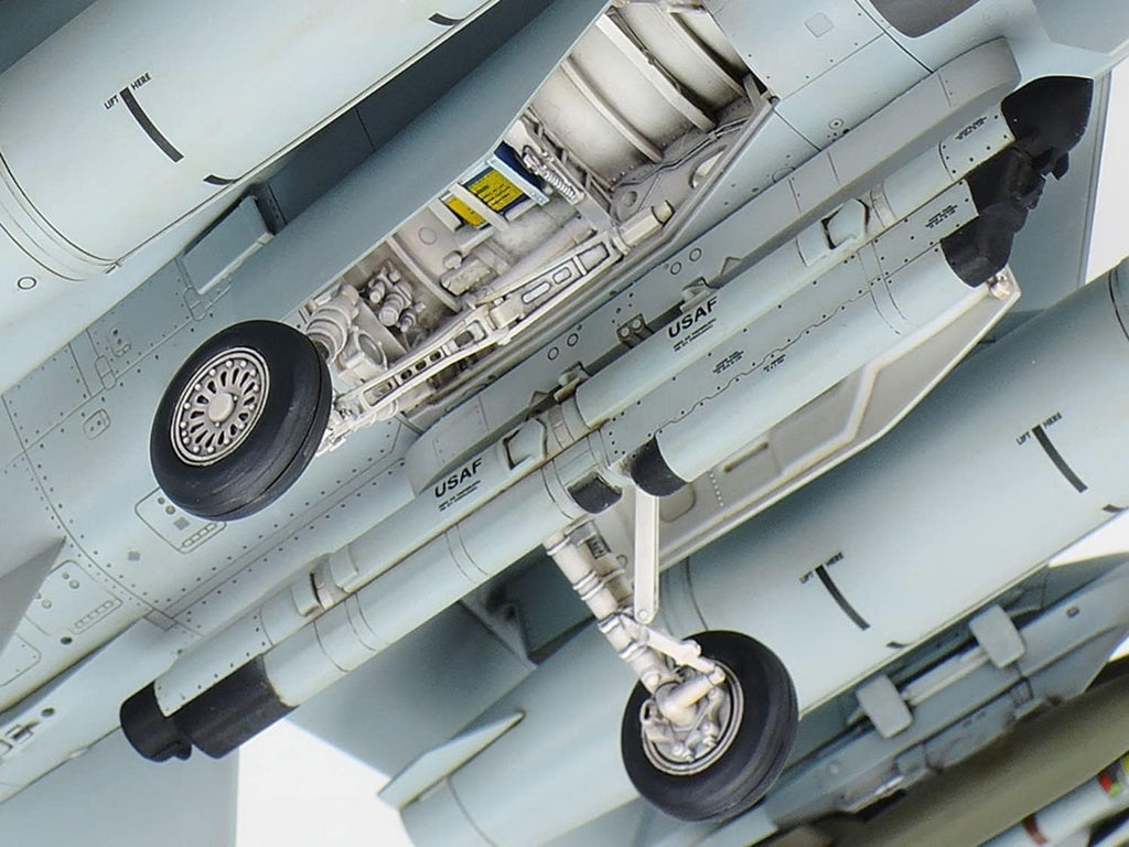 Tamiya Lockheed F-16C (Block 25/32) Fi NEW