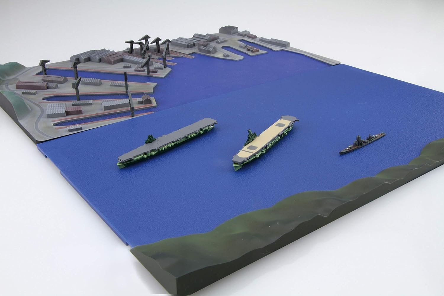 Fujimi Model 1/3000 Collecting Warship Series No.19 Surviving Ship Set NEW
