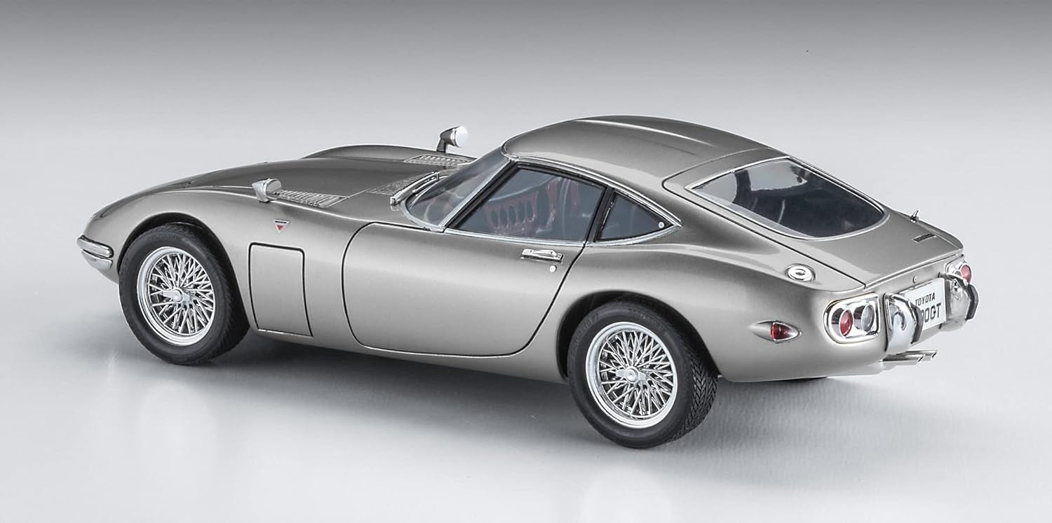 Hasegawa 20617 1/24 Toyota 2000GT Wire Wheel Plastic Model NEW