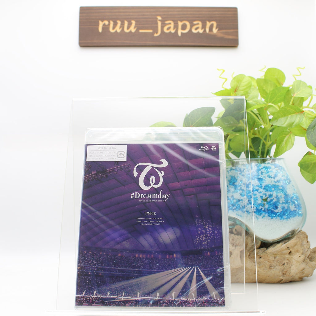 New TWICE DOME TOUR 2019 “#Dreamday” in TOKYO DOME (Regular Edition Blu-ray)
