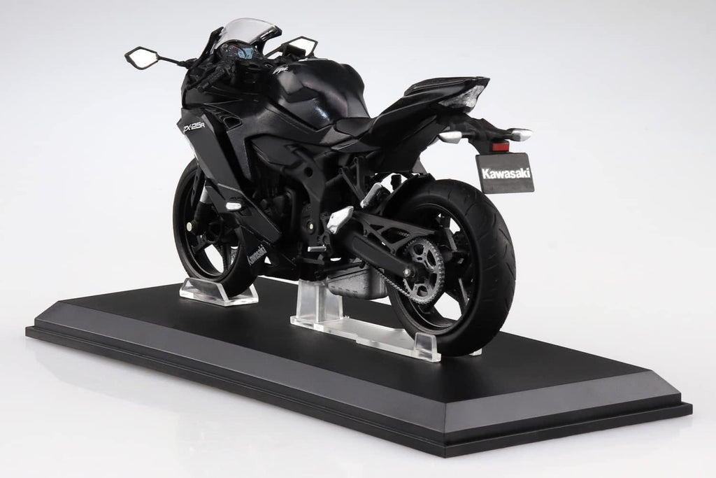 Aoshima Kawasaki Ninja ZX-25R (Metallic Spark Black) 1:12 Scale Diecast Bike NEW