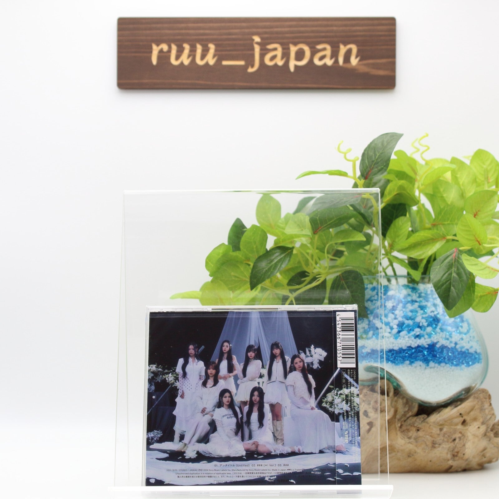 New tripleS tripleS Hacchi Untitled Standard Edition CD Japan Debut Single