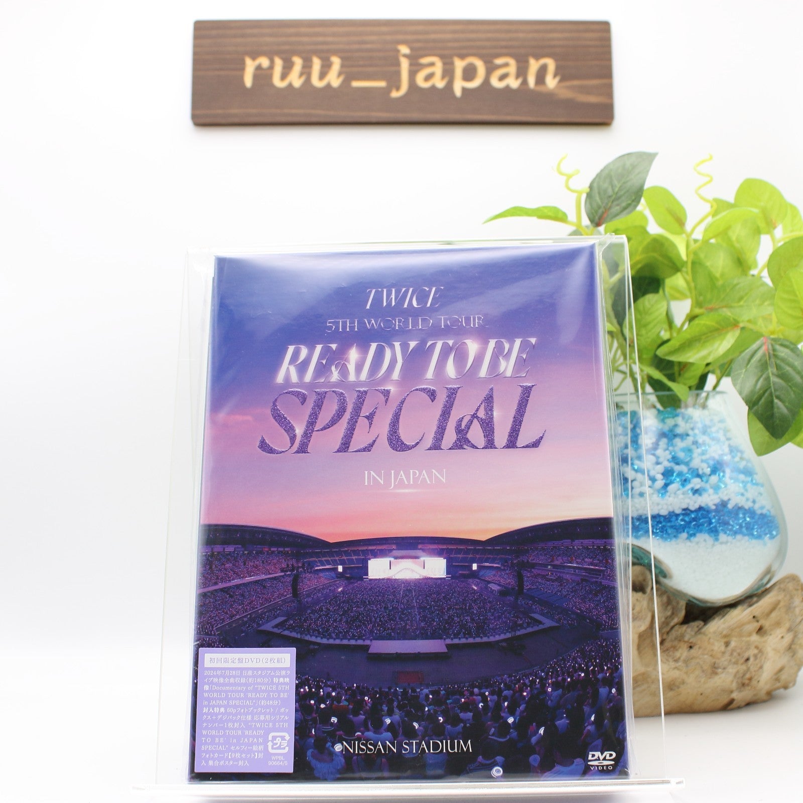 New TWICE 5TH WORLD TOUR READY TO BE in JAPAN SPECIAL (Limited DVD)