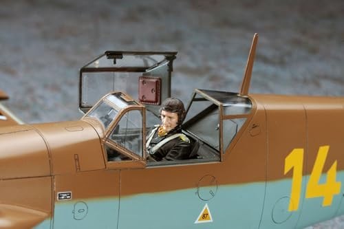 Hasegawa 1:32 Scale Messerschmitt BF109F-4 TROP Model Kit New