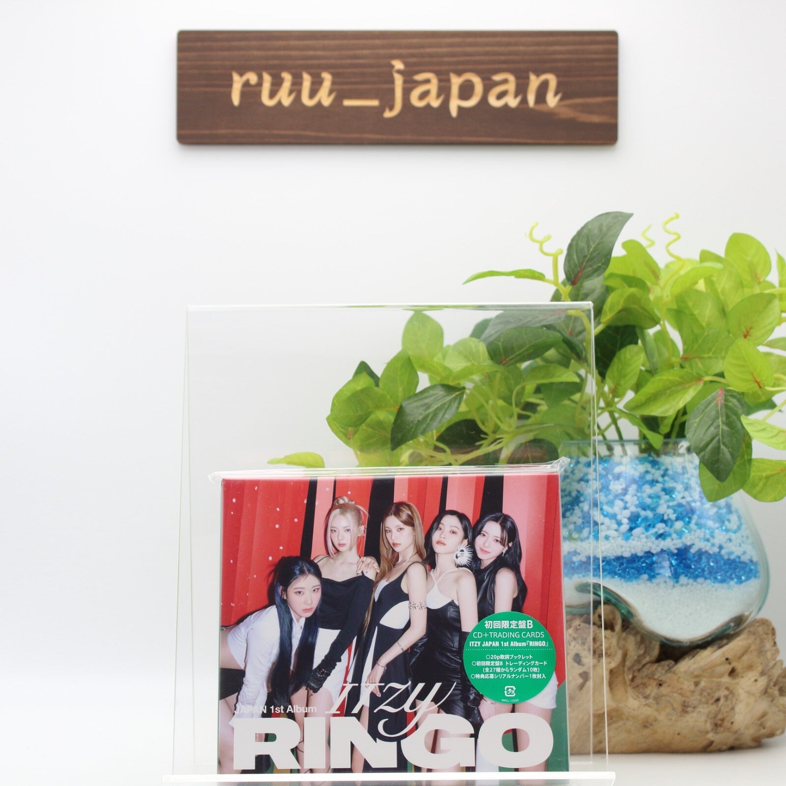 ITZY RINGO CD＋10TRADING CARDS JAPAN First Limited Edition B NEW