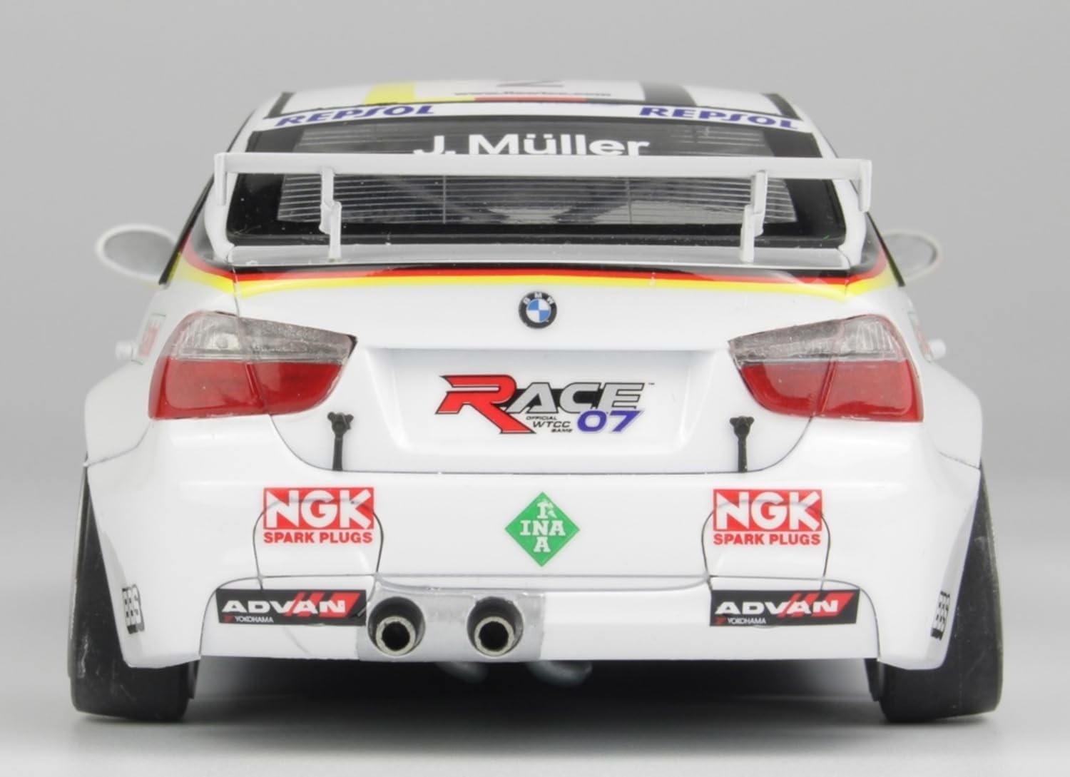 Platts/NUNU 1/24 Racing Series BMW 320SI E90 2008 WTCC Browns Hatchwinner NEW