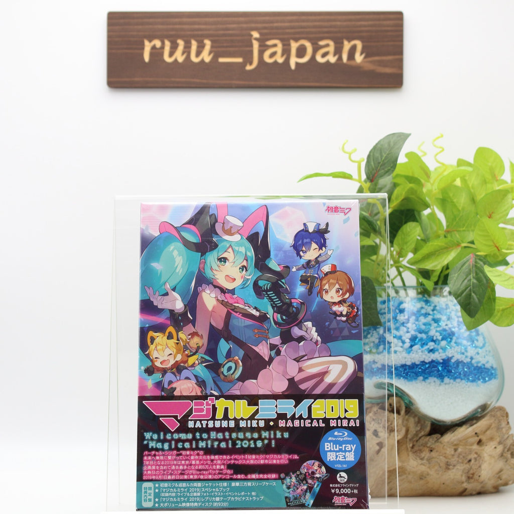 Hatsune Miku Magical Mirai 2019 Limited Edition 2 Blu-ray Book Strap Japan New