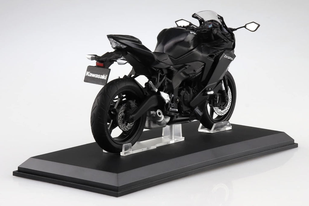 Aoshima Kawasaki Ninja ZX-25R (Metallic Spark Black) 1:12 Scale Diecast Bike NEW