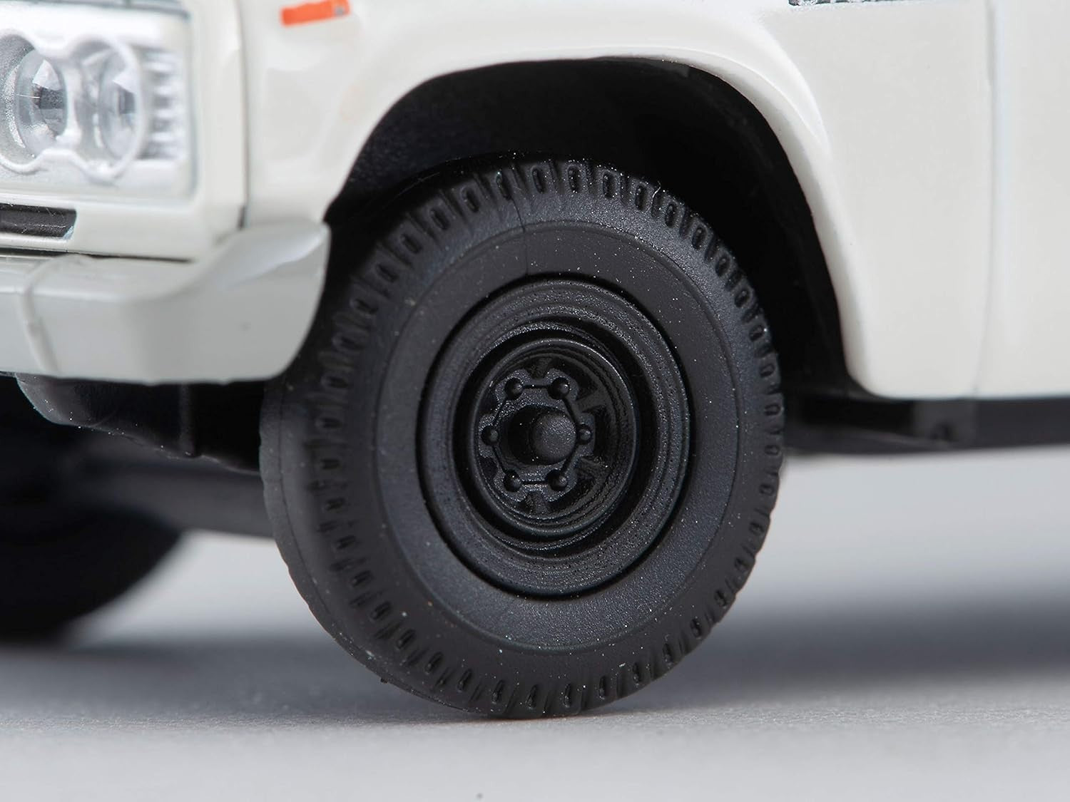 Tomytec Tomica Limited Vintage 1/64 Scale LV-189b Toyota Stout White New