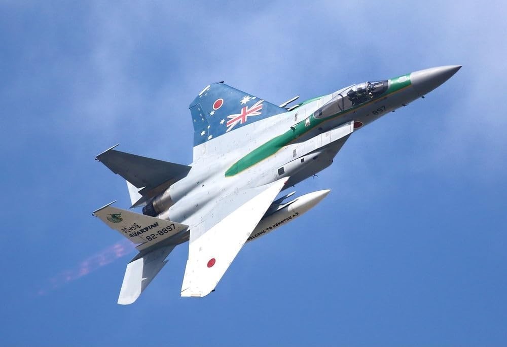 PLATZ 1/72 Japan Air Self-Defense Force F-15J Eagle 303rd Squadron NEW