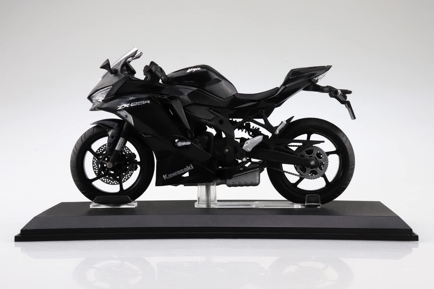 Aoshima Kawasaki Ninja ZX-25R (Metallic Spark Black) 1:12 Scale Diecast Bike NEW