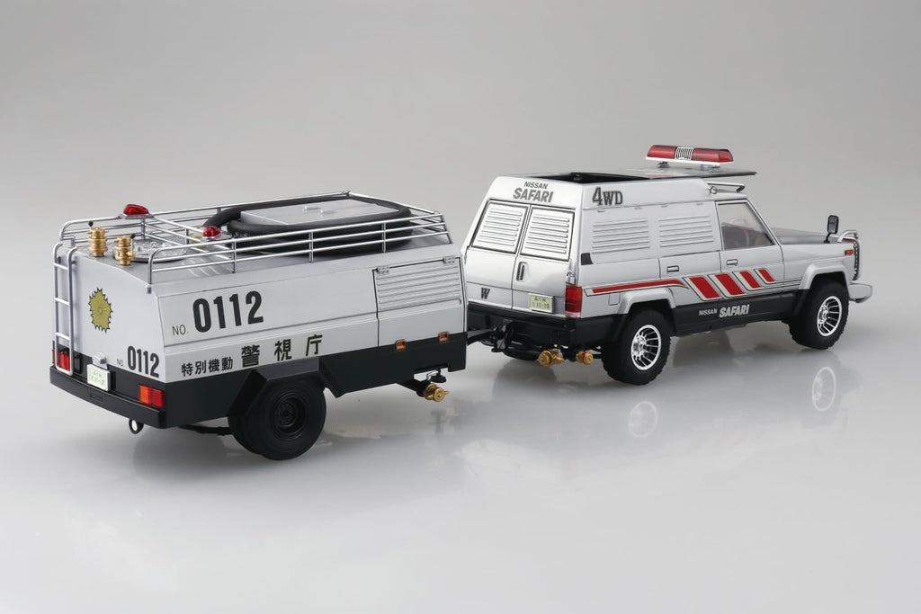AOSHIMA Seibu Keisatsu No.7 Safari 4WD &amp Tank Truck 1/24 Scale Plastic NEW