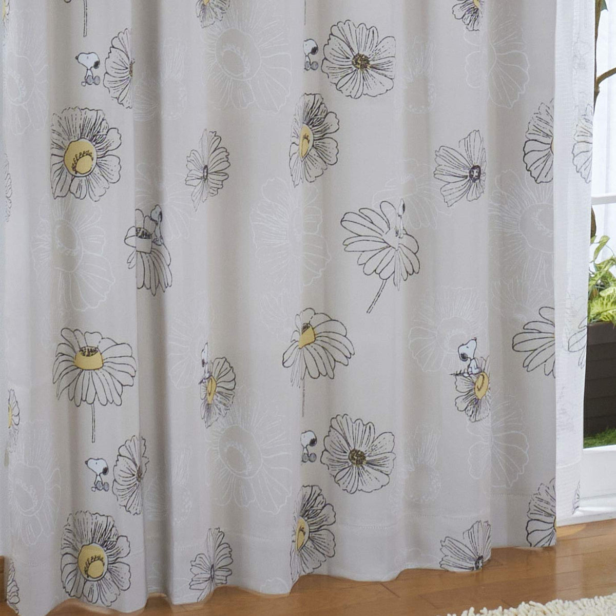 Peanuts Snoopy Grade 2 Light-Blocking Thermal Insulated Curtains 2-Piece NEW