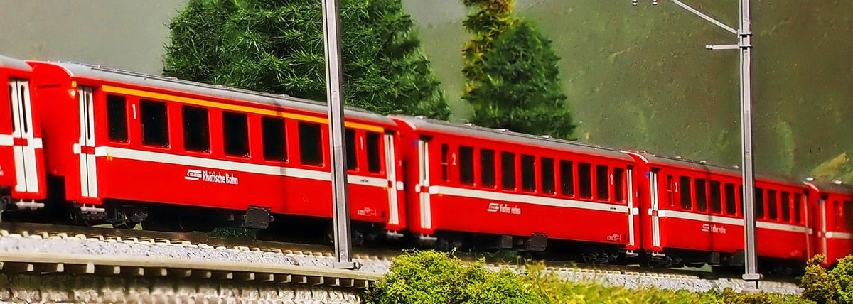 KATO N Scale Alps Red Passenger Car EWI 4-Car Basic Set 10-1413 Model Train NEW