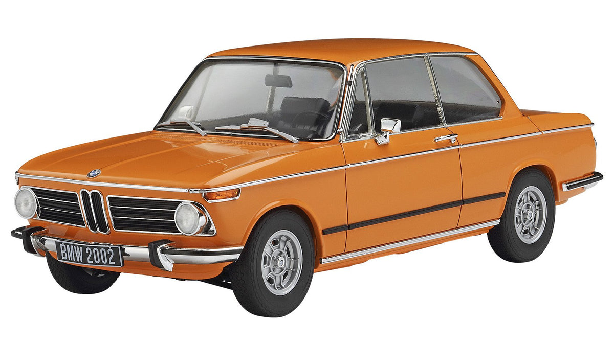 Hasegawa 124 BMW 2002tii Plastic Model HC23 NEW