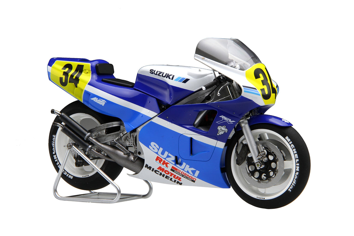 FUJIMI 112 Bike Series No.18 Suzuki RGV-Γ Late Model XR-74 '88 Plastic Model NEW